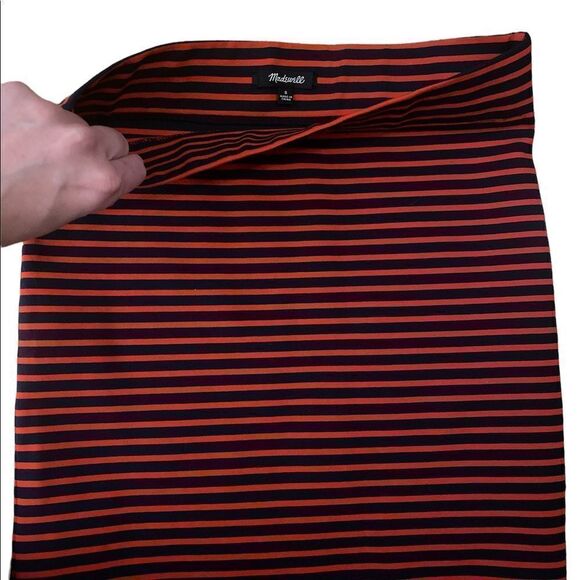 Madewell Striped Downtown Ponte Knit Pencil Skirt Size, red blue, small S - Picture 7 of 8